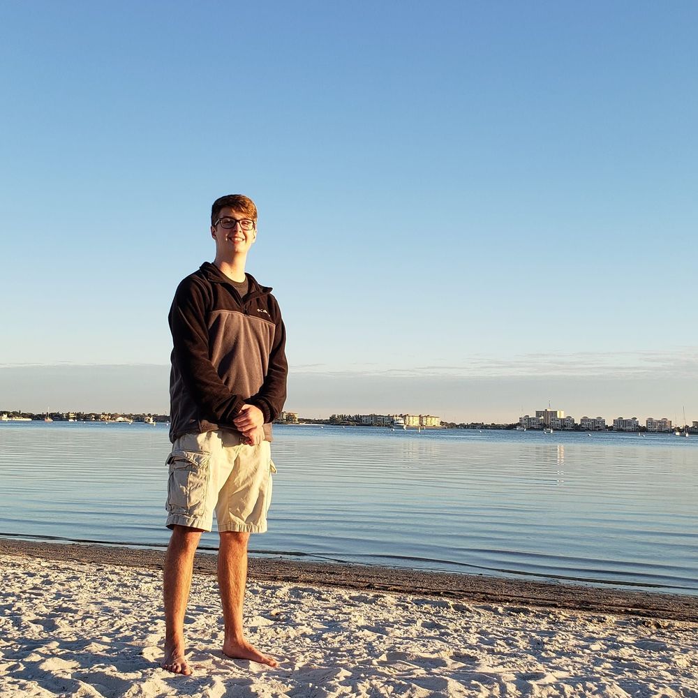 Meet your Posher, Maxwell